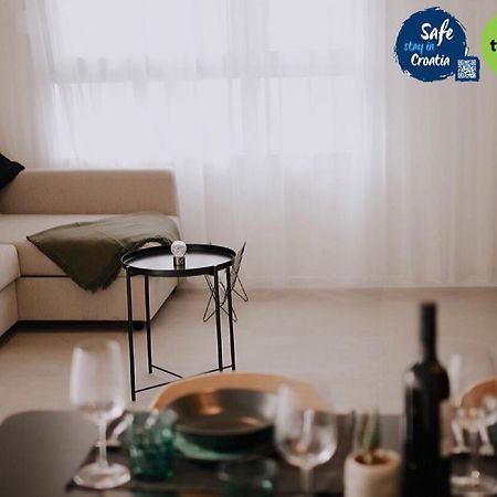 Urban Sea Apartment สปลิท ภายนอก รูปภาพ